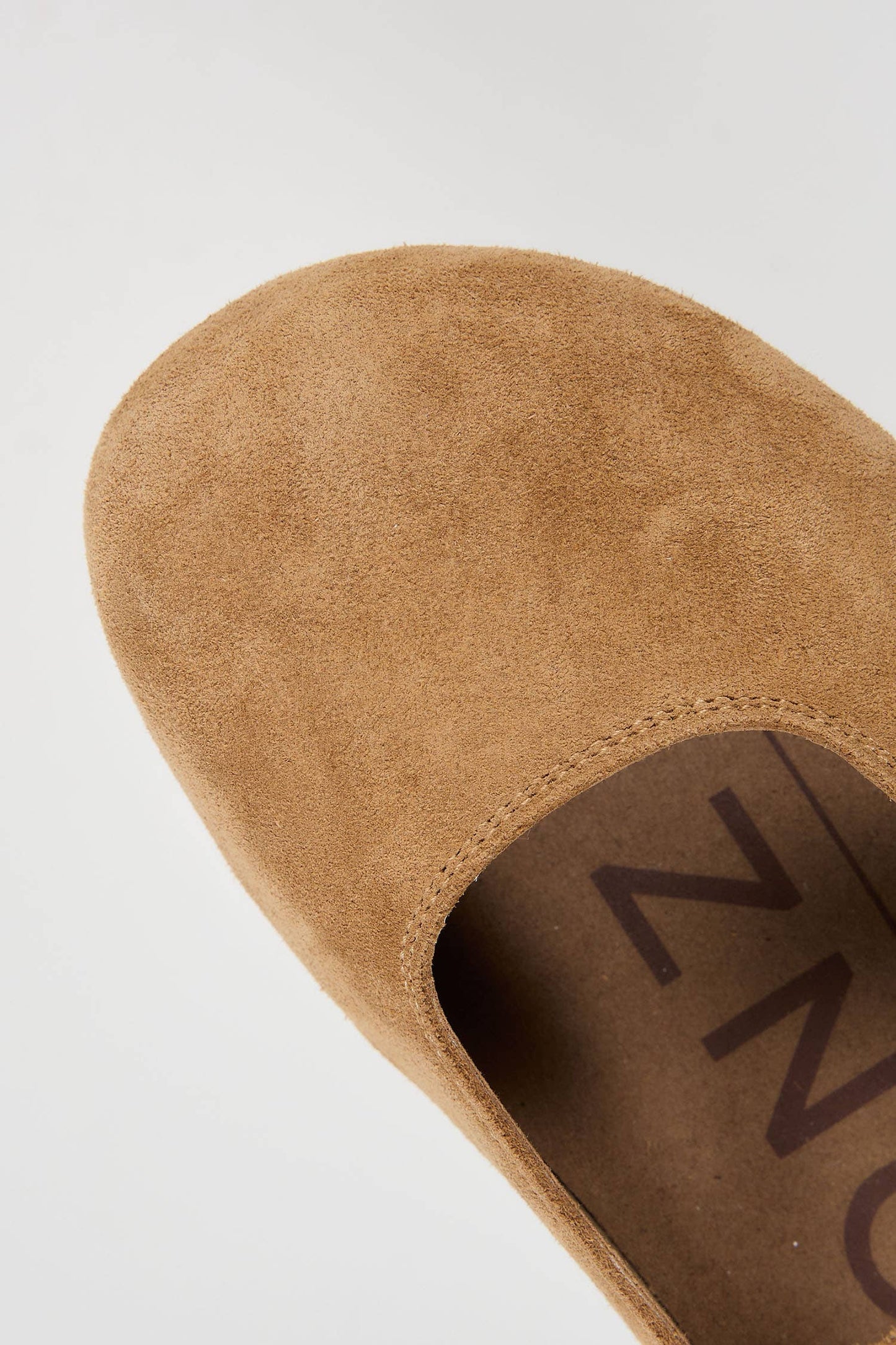 Heritage Hunter Mary Janes in Camel