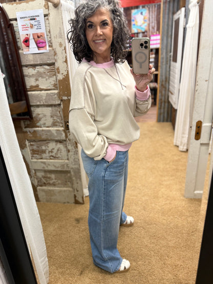 Judy Blue HW Featherweight Baggy Elasticated WB Jeans 881090