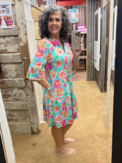 Floral Print Shirred Tiered 3/4 Sleeve Dress: MINT