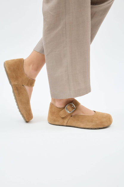 Heritage Hunter Mary Janes in Camel
