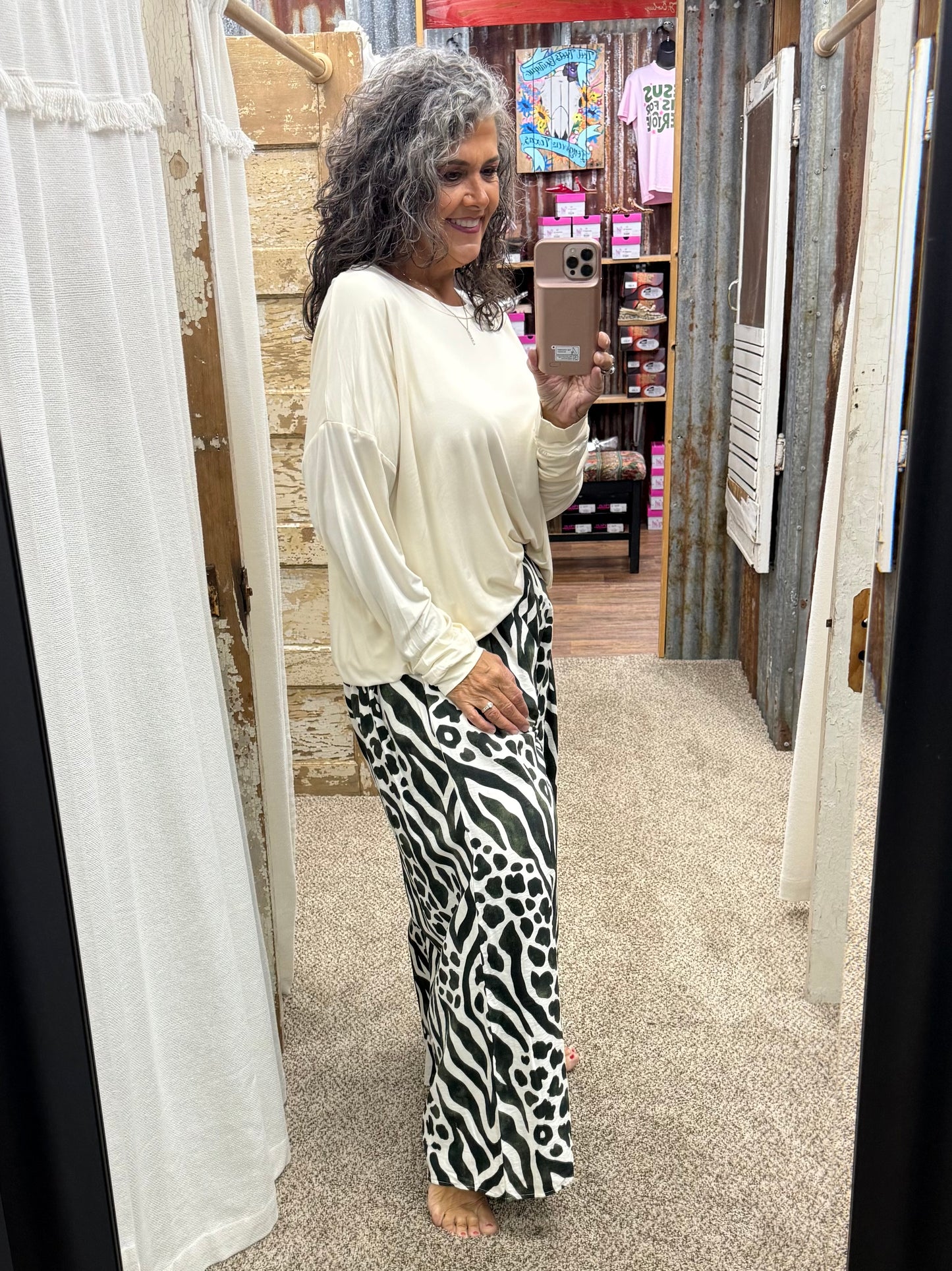 UMGEE Ivory Double Lined Bubble Hem Long Sleeve Top