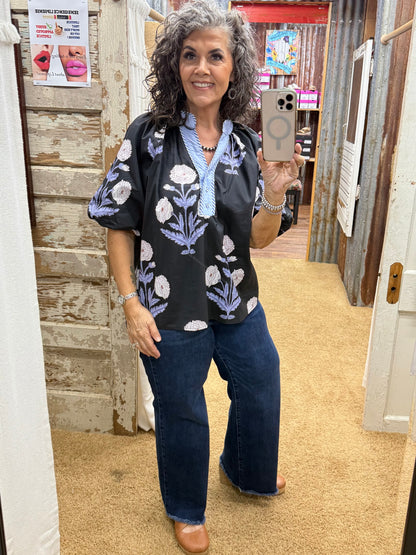 UMGEE Black/Blue Floral Print V-Neck Top