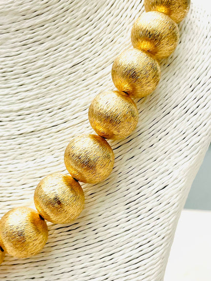 CHIC - BIG Ball Necklace (brushed gold)