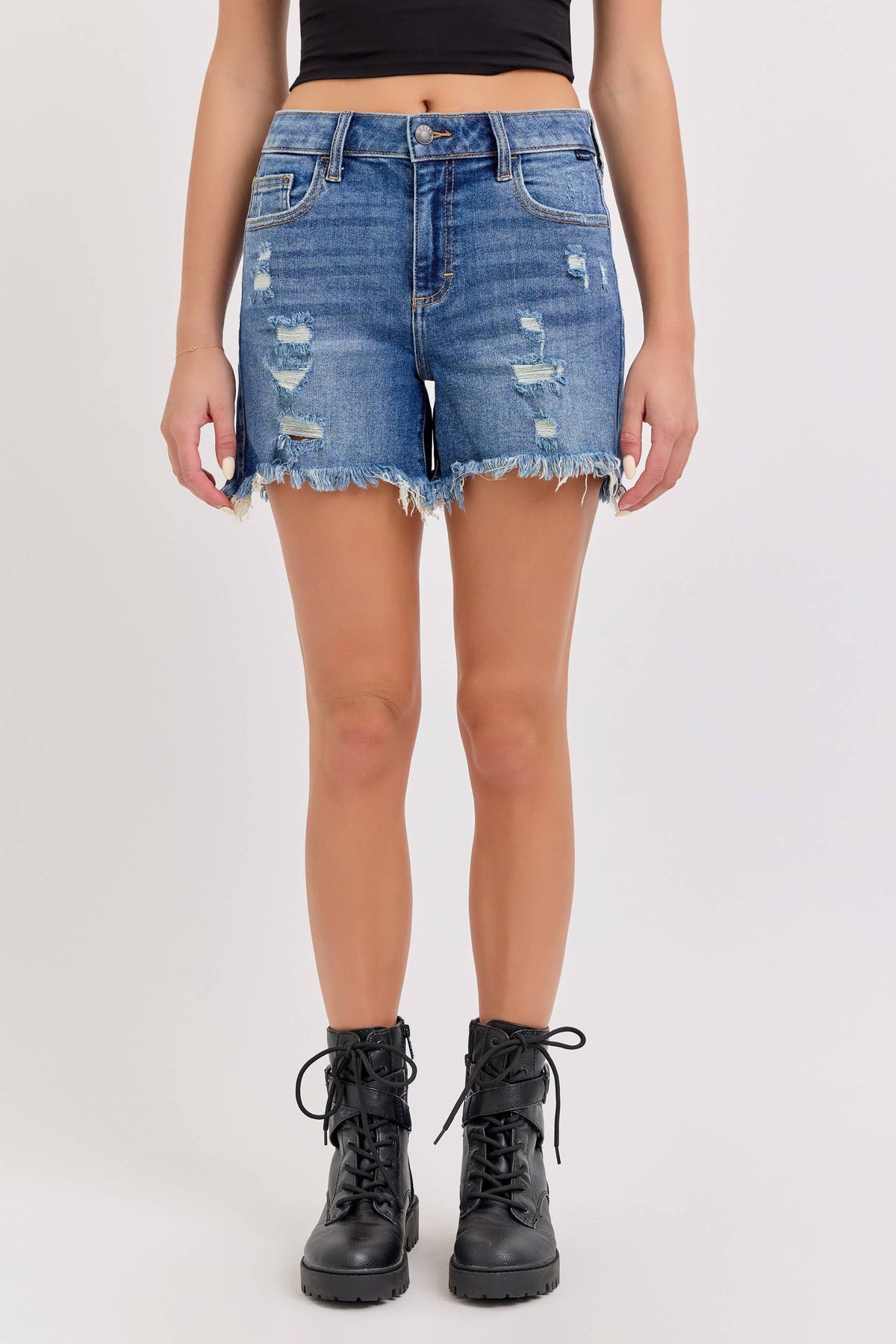 Boyfriend Shorts with Uneven Fray Hem Dark Size Small