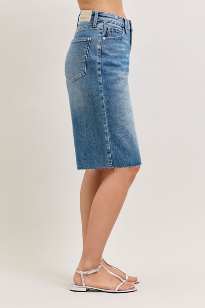 Judy Blue HW Rigid Magic Jort 150370