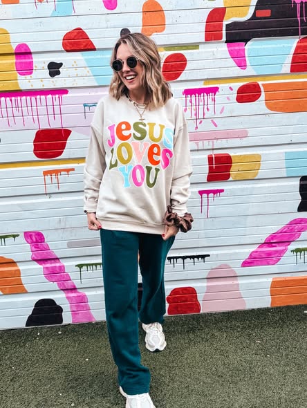 🧡🩵✝️JESUS LOVES YOU✝️💚🩷Sweatshirt