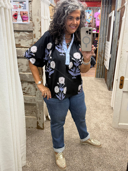 UMGEE Black/Blue Floral Print V-Neck Top
