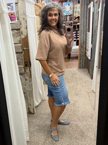Textured Short Sleeve Top: BRICK