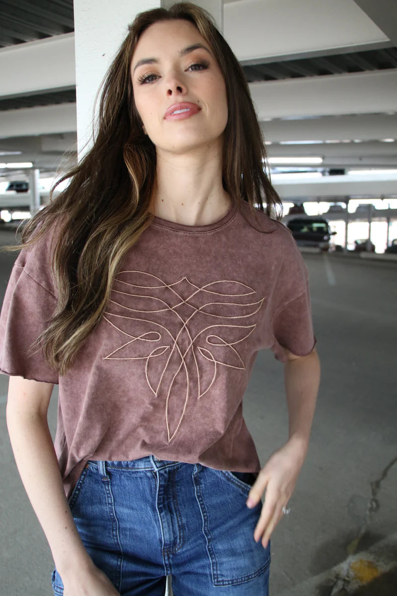 BOOTSTITCH BROWN TEE