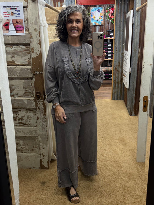 The LUCKY Horseshoe Charcoal Set