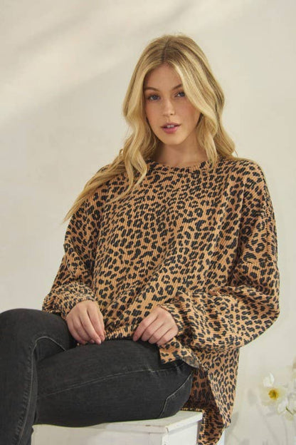 LONG SLEEVE ROUND NECK ANIMAL URBAN RIB TOP
