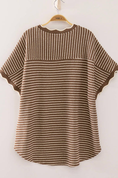 Scallop Trim Stripe Knit Top: MOCHA STRIPE