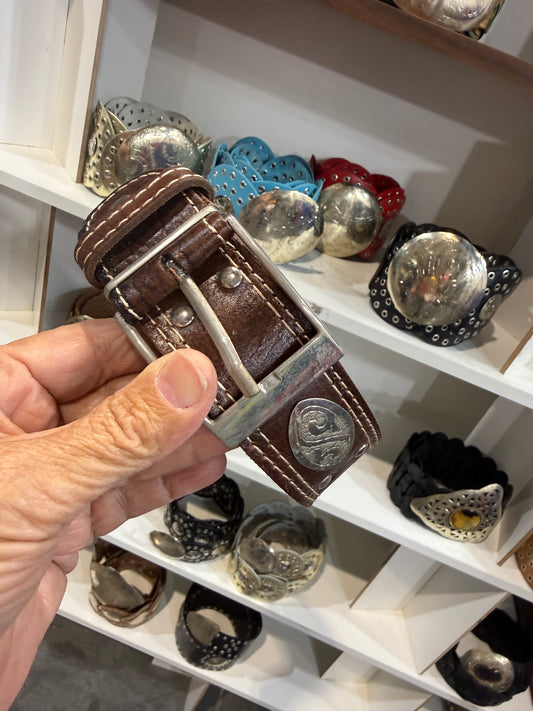 Classic Jean Buckle Concho Belt - Brown