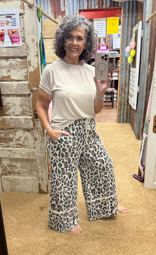 MUSHROOM ANIMAL PRINT MINERAL WASHED TERRY KNIT LOUNGE PANTS