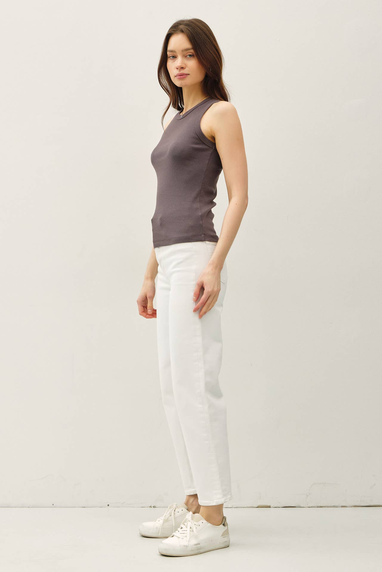 CHARCOAL BASIC COTTON GARMENT DYED ROUND NECK TANK