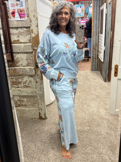 💙🌸 Peri Blue Perfection… Cozy Meets Boutique Beautiful! 🌸💙