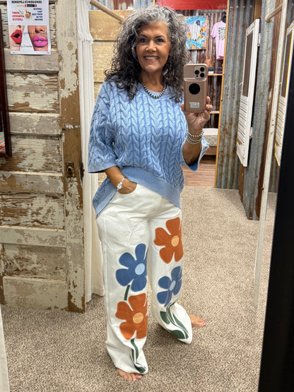 RETRO FLORAL APPLIQUE WIDE LEG COTTON PANTS: OFF WHITE