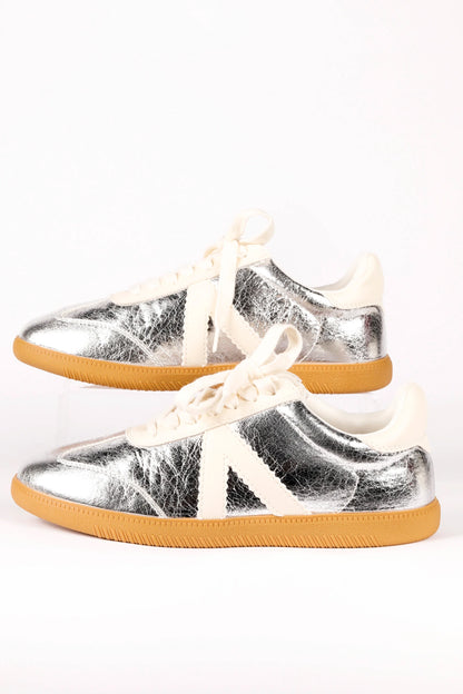 KLAIR SNEAKER by MIA- SILVER