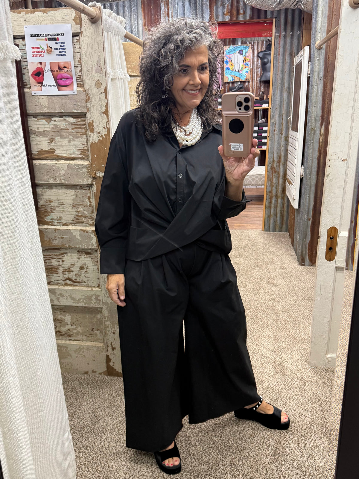 Brad & Rena Draped Oversized Tunic Top - Black