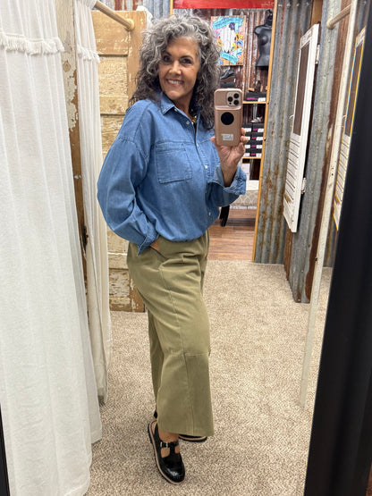 Brad & Rena Relaxed Cropped Pants - Olive