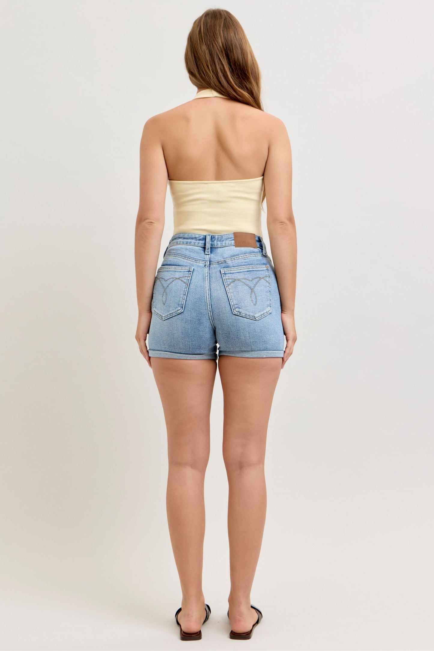 Judy Blue HW Slim Short w/ Cell Phone Back Pkt 152113