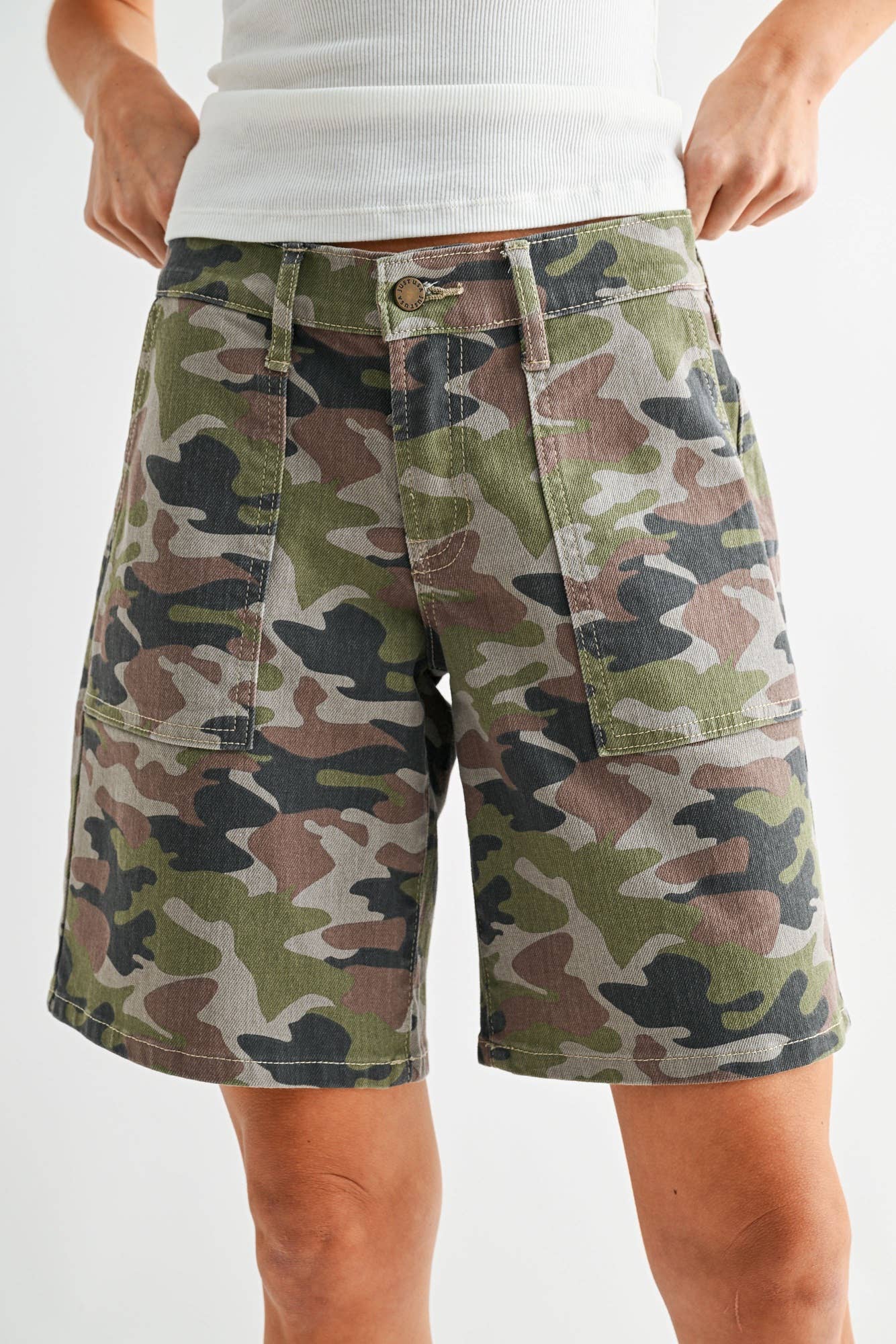 DESERT CAMO - Denim Baggy Jort