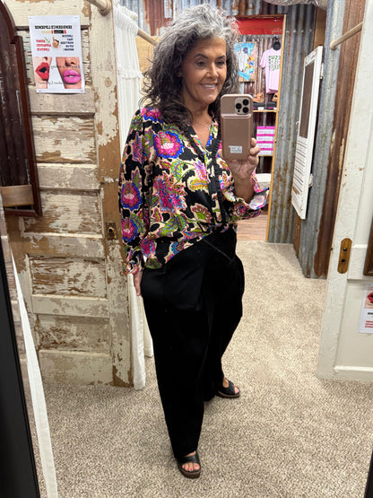 UMGEE Black Mixed Floral Print Button Down Blouse