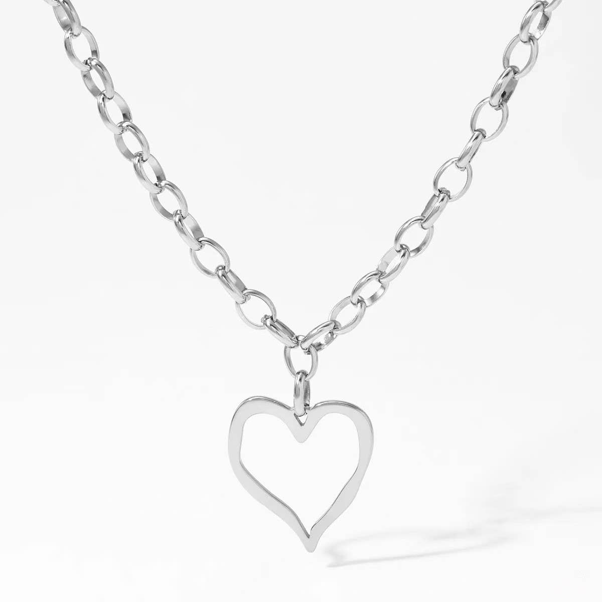 18K STAINLESS STEEL TARNISH FREE HEART NECKLACE | 40NK9564: Silver