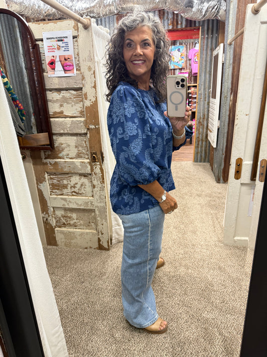 UMGEE Navy Paisley Textured Puff Sleeve Blouse