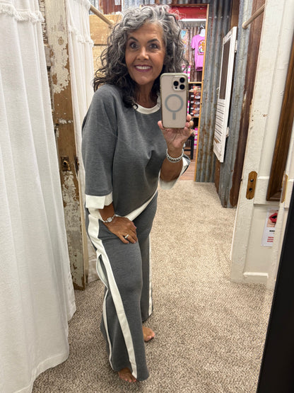 UMGEE Simply Stunning Charcoal Set