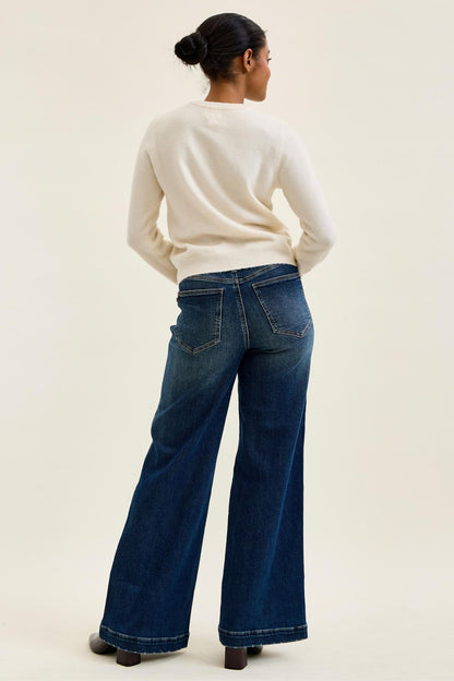 Judy Blue HW LUX Retro Wide w/ Front Patch Tab Closure DK Retro Fade Indigo Jeans 881159