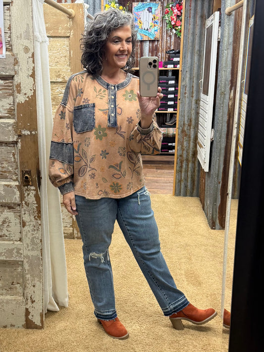 Judy Blue Mid Rise Patch & Repair Destroy Release Hem Jeans 881045