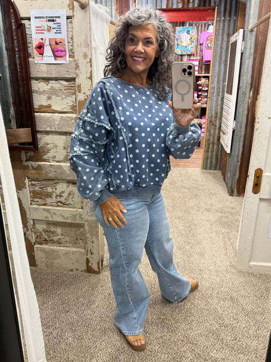 POLKA DOT PRINTED WASHED DENIM FRAYED EDGE DETAIL TOP