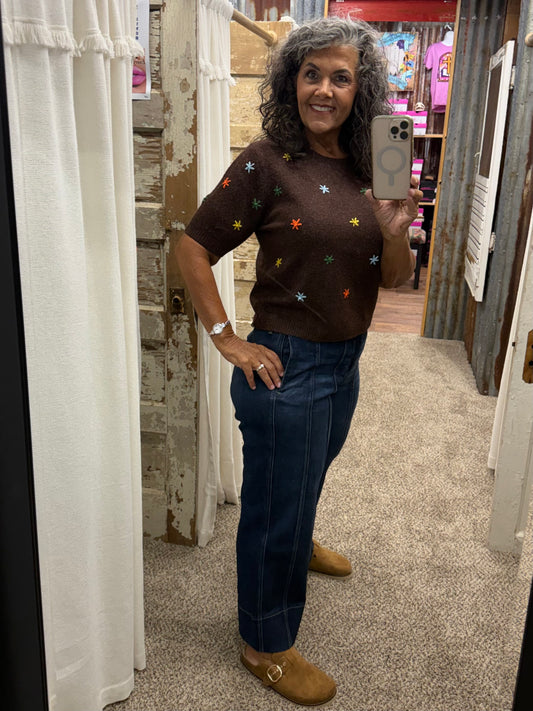 Floral Embroidered Short Sleeve Sweater