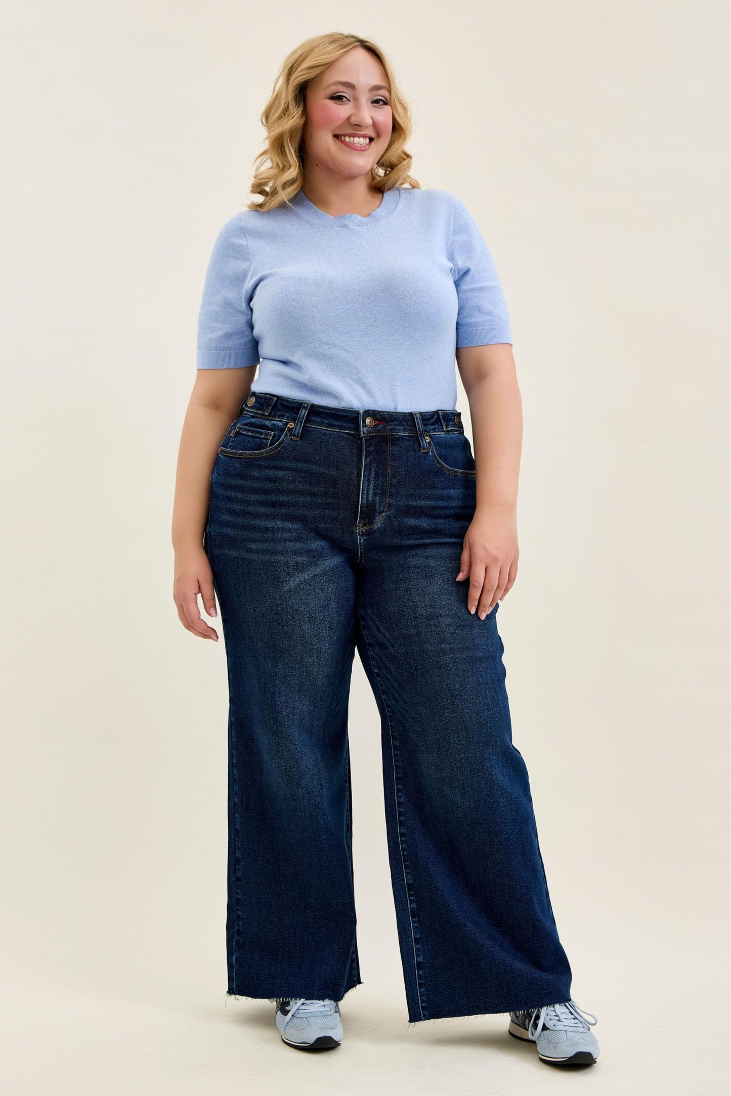 Judy Blue HW Petite Retro Wide w/ Adjustable WB Tabs + Raw hem 881114 PT
