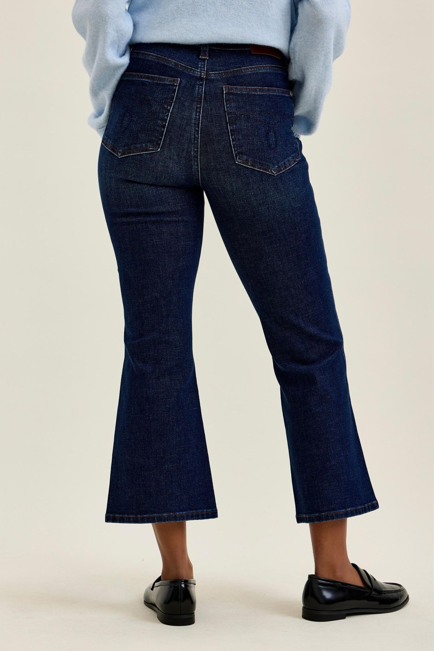 Judy Blue HW T.C. Amy Kick Flare DK Rustic Indigo Jeans 881170