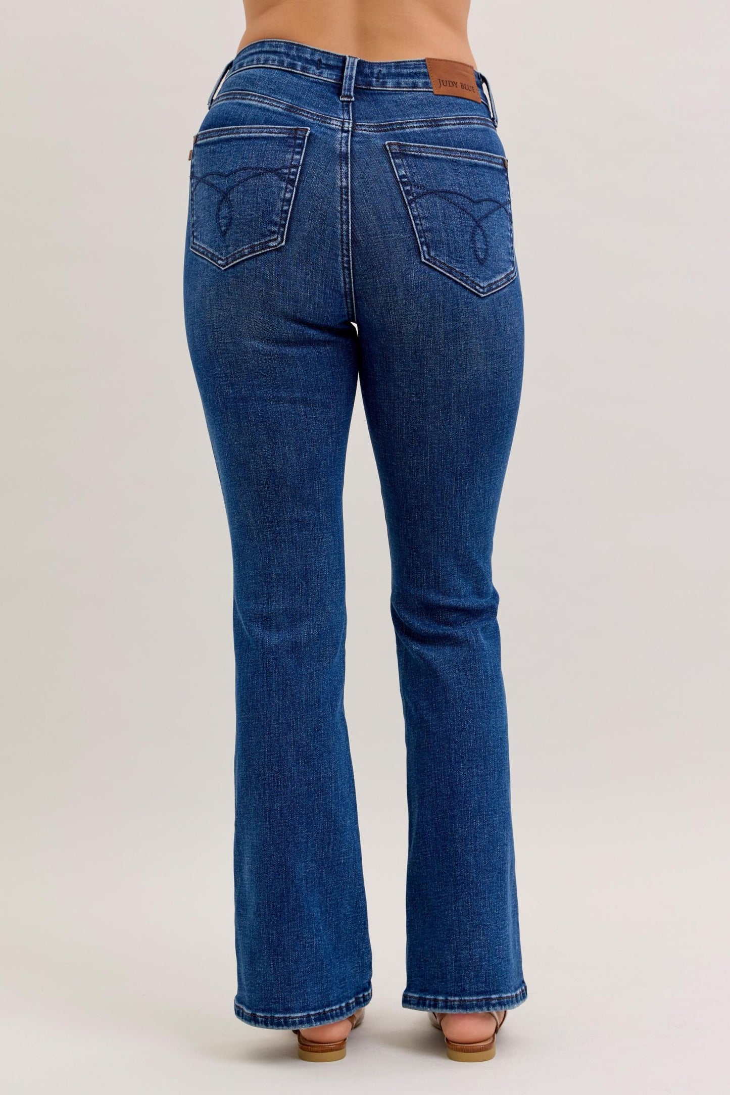 Judy Blue HW Tummy Control Bootcut Jeans Short Inseam 881062