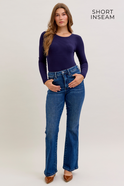 Judy Blue HW Tummy Control Bootcut Jeans Short Inseam 881062