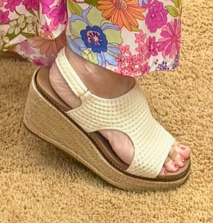 Freddie - Natural Crochet Wedge by Corkys