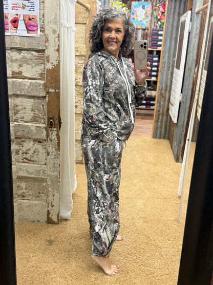 Huntin’ Season Lounge Set