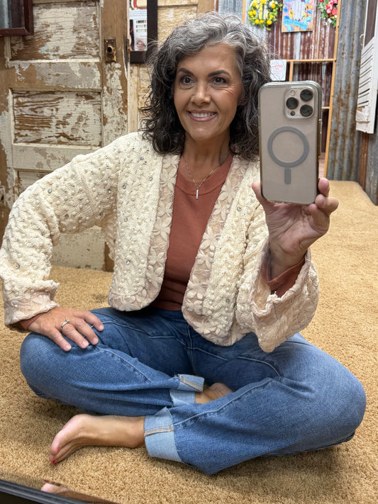 Powder Cream Cardigan