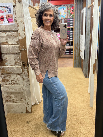 FLORAL PRINTED THERMAL MINERAL WASHED PULLOVER