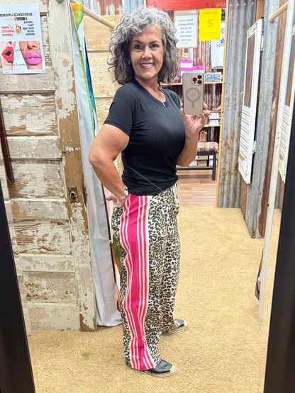 LEOPARD PRINT NEON PINK SIDE CONTRAST WIDE PANTS