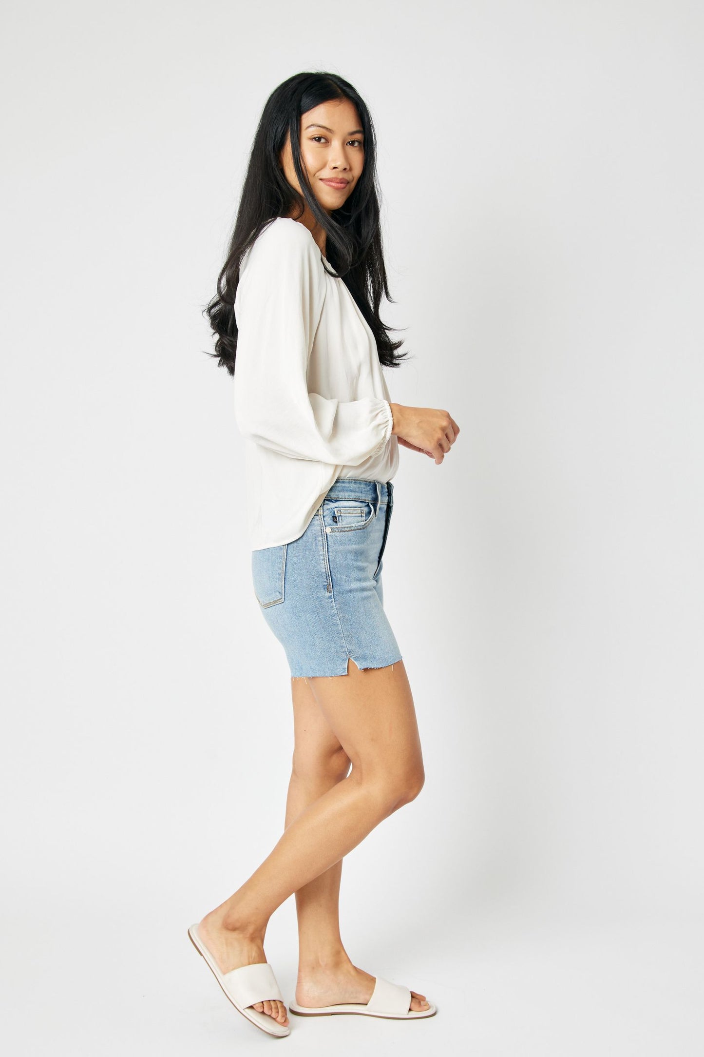 SALE* Judy Blue Mid-Rise Cut Off Shorts 15251