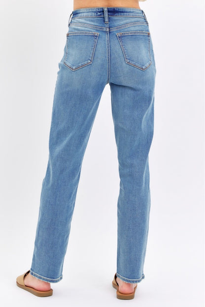 Judy Blue HW Straight Fit Jean 8602