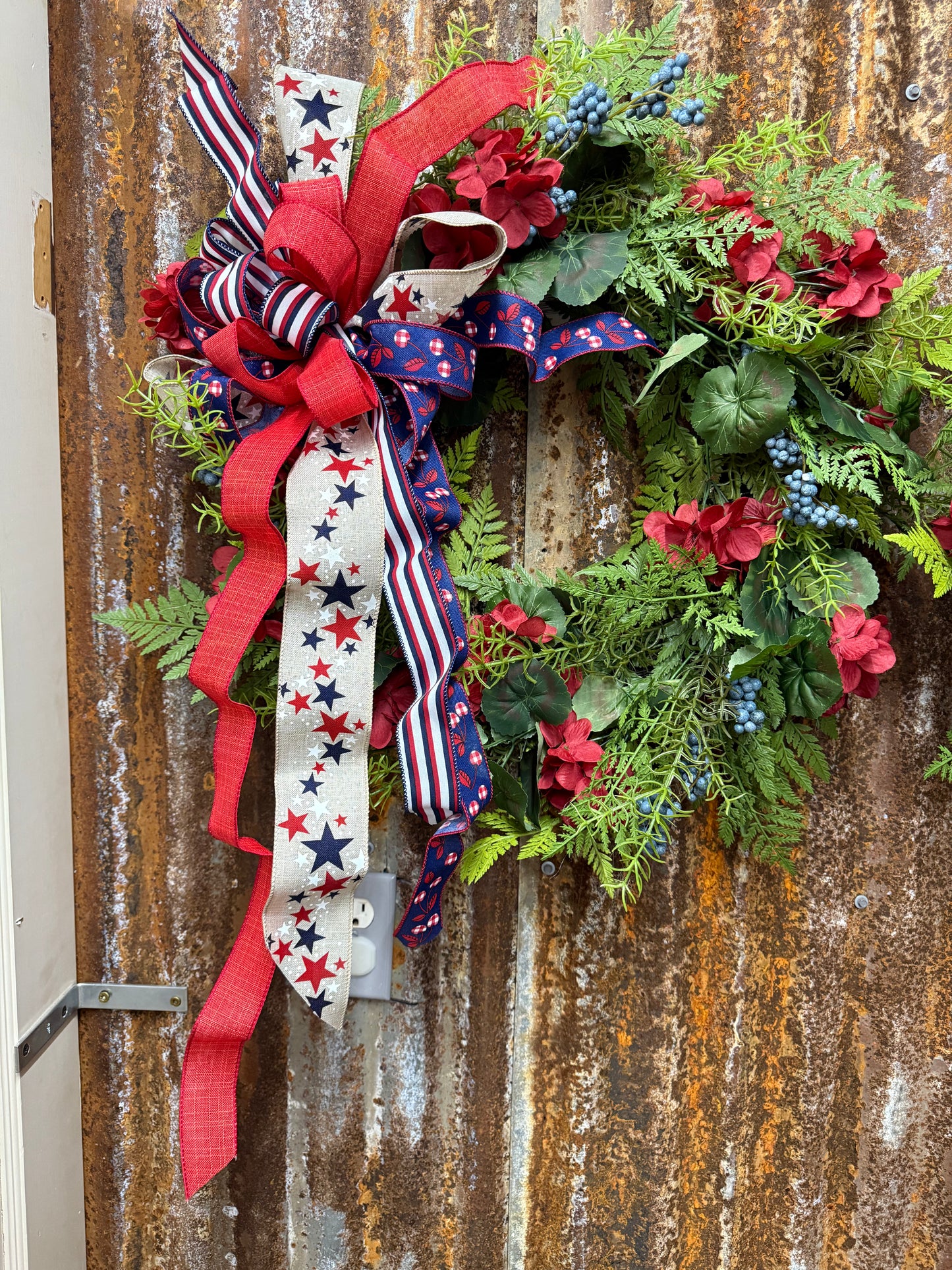 Geranium Berry Wreath 26" Red