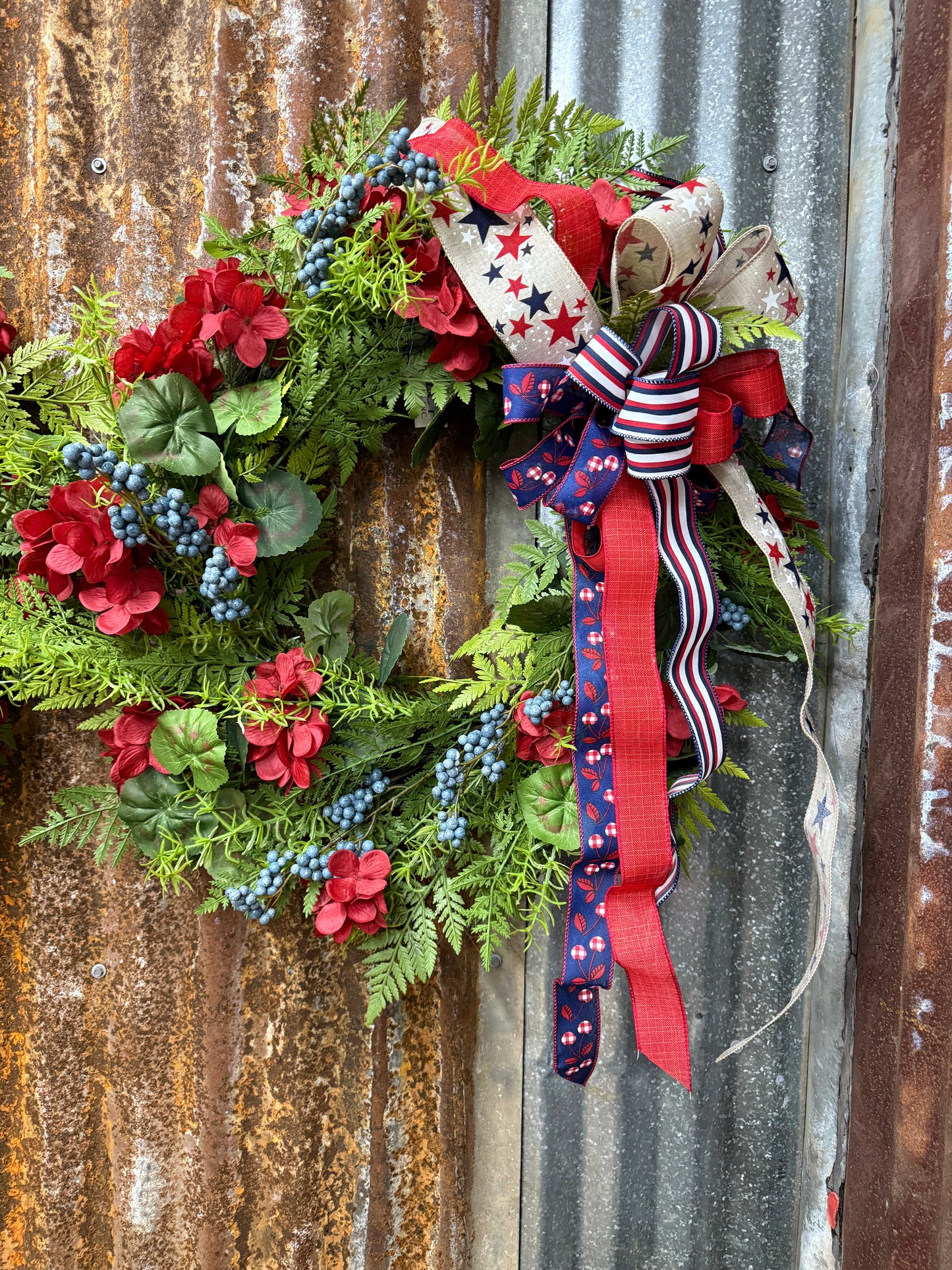 Geranium Berry Wreath 26" Red
