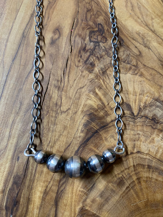 Medium Navajo Pearl Bar Necklace