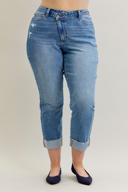 Judy Blue HW BF Criss-Cross Mild Destroy Single Cuff Jeans 881003