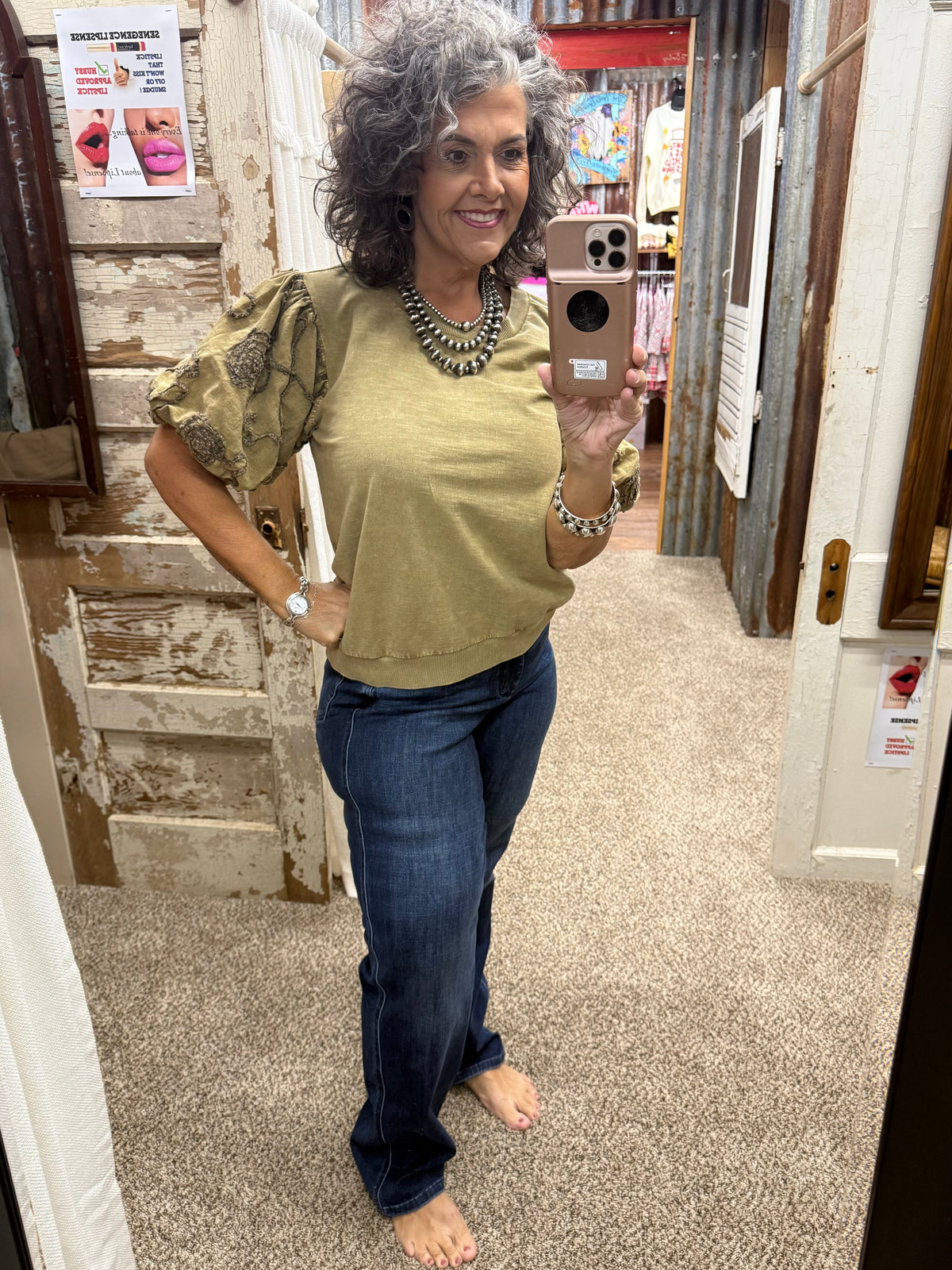 Easel Bubble Sleeve Mineral Wash Top - Olive